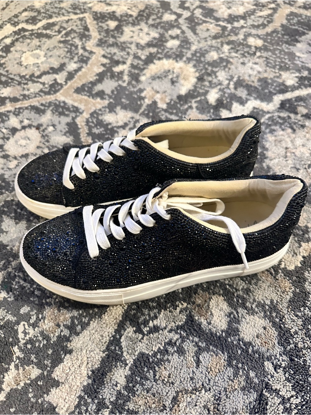 Betsey Johnson Black Glitter Low-Top Lace-Up Sneakers